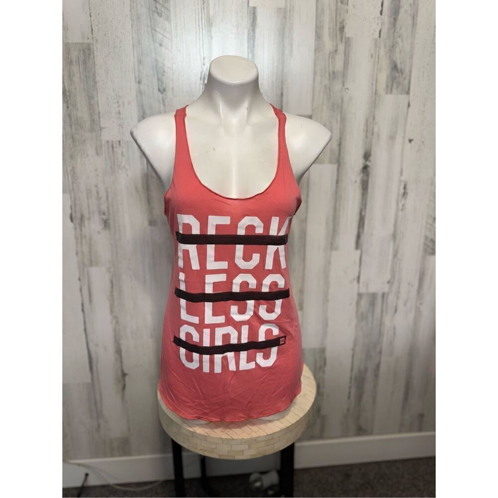 Pink tank top